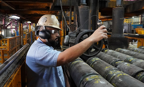 Continuous analysis of parts and equipment